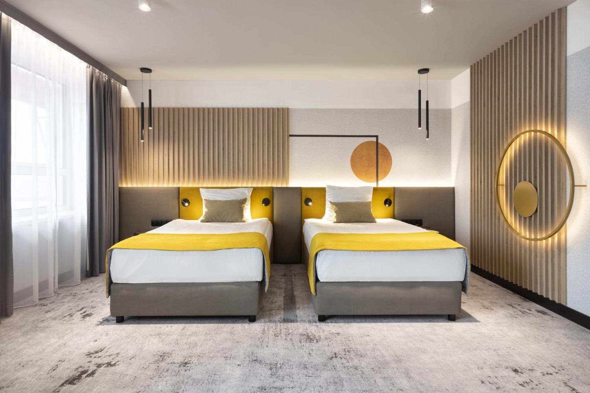 Voco Katowice By Ihg Hotel Екстериор снимка