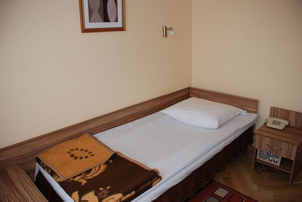 Voco Katowice By Ihg Hotel Екстериор снимка