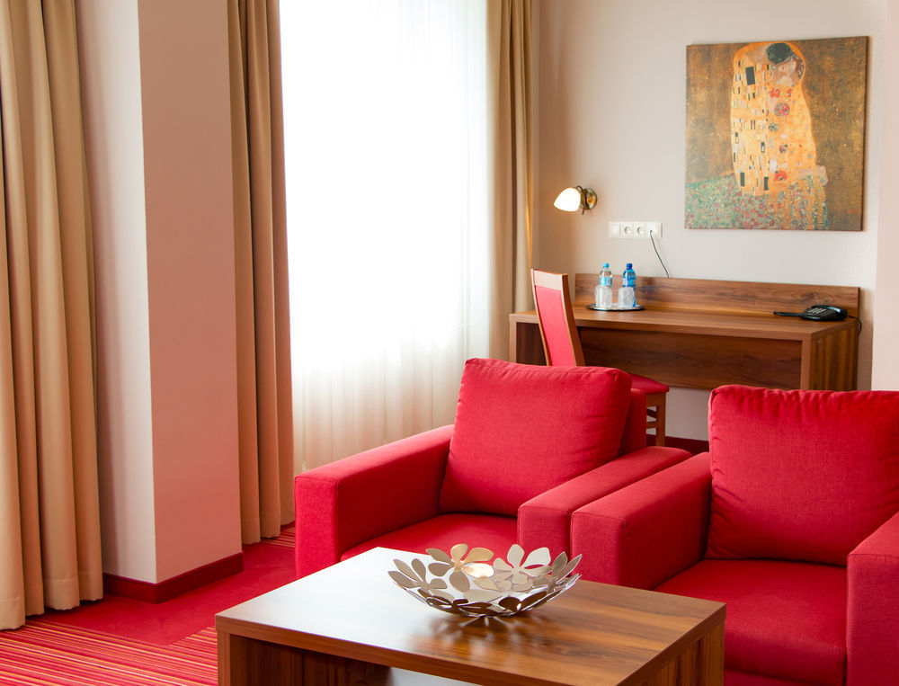 Voco Katowice By Ihg Hotel Екстериор снимка