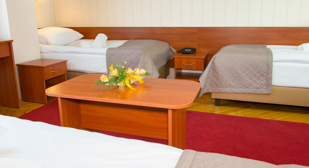 Voco Katowice By Ihg Hotel Екстериор снимка