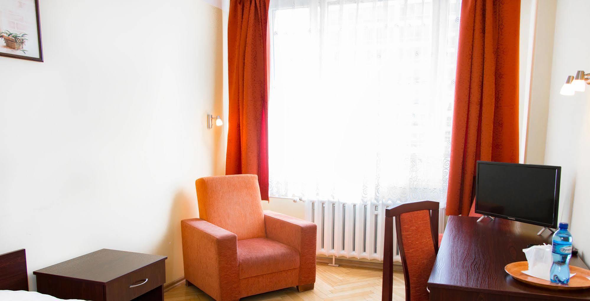 Voco Katowice By Ihg Hotel Екстериор снимка